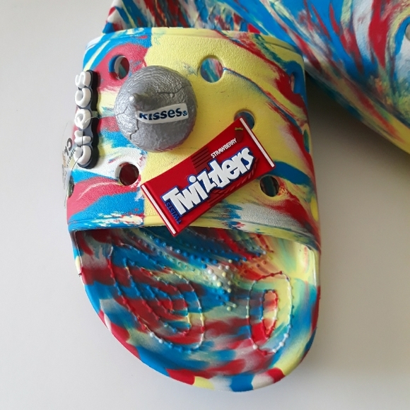 (New) Crocs Candy Slides Set (W7/M5) (W8/M6) (W9/M7) (W10/M8) - Picture 10 of 11